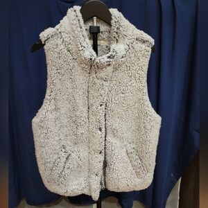 Thread + Supply Women's Sherpa Fleece Vest - Gray